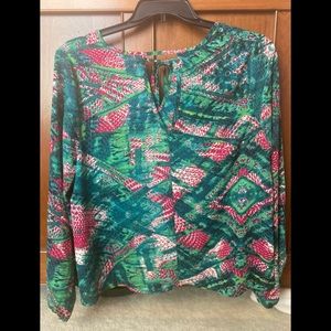 Beautiful size large green/pink multi balloon sleeve blouse!